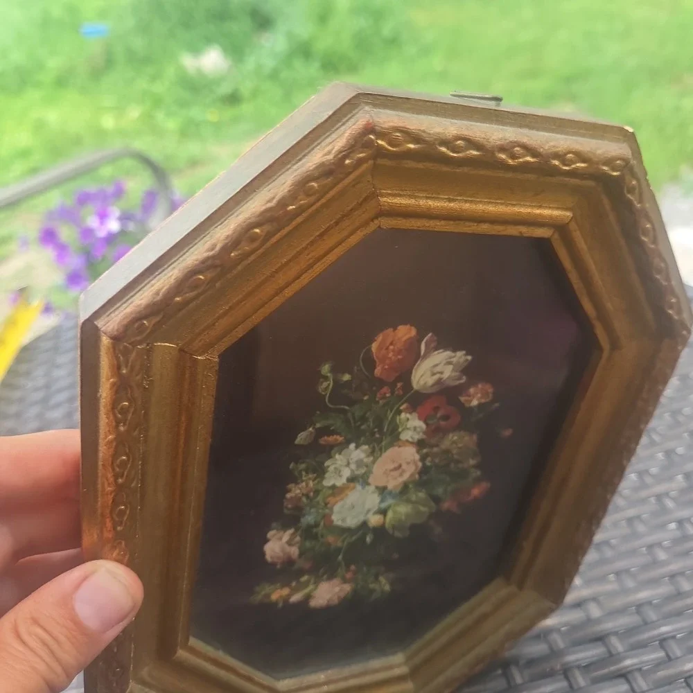 Vtg Florentine Italy Ornate Gold Wood Frame Octagon Glass Floral Print Cottage